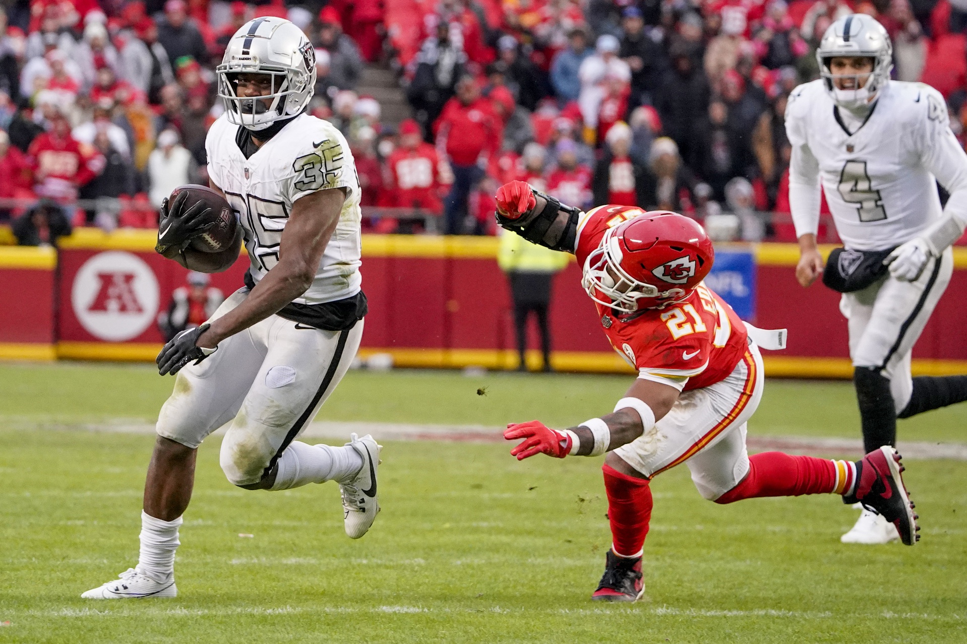 The Las Vegas Raiders have minimal money tied into their quarterback and running back positions.